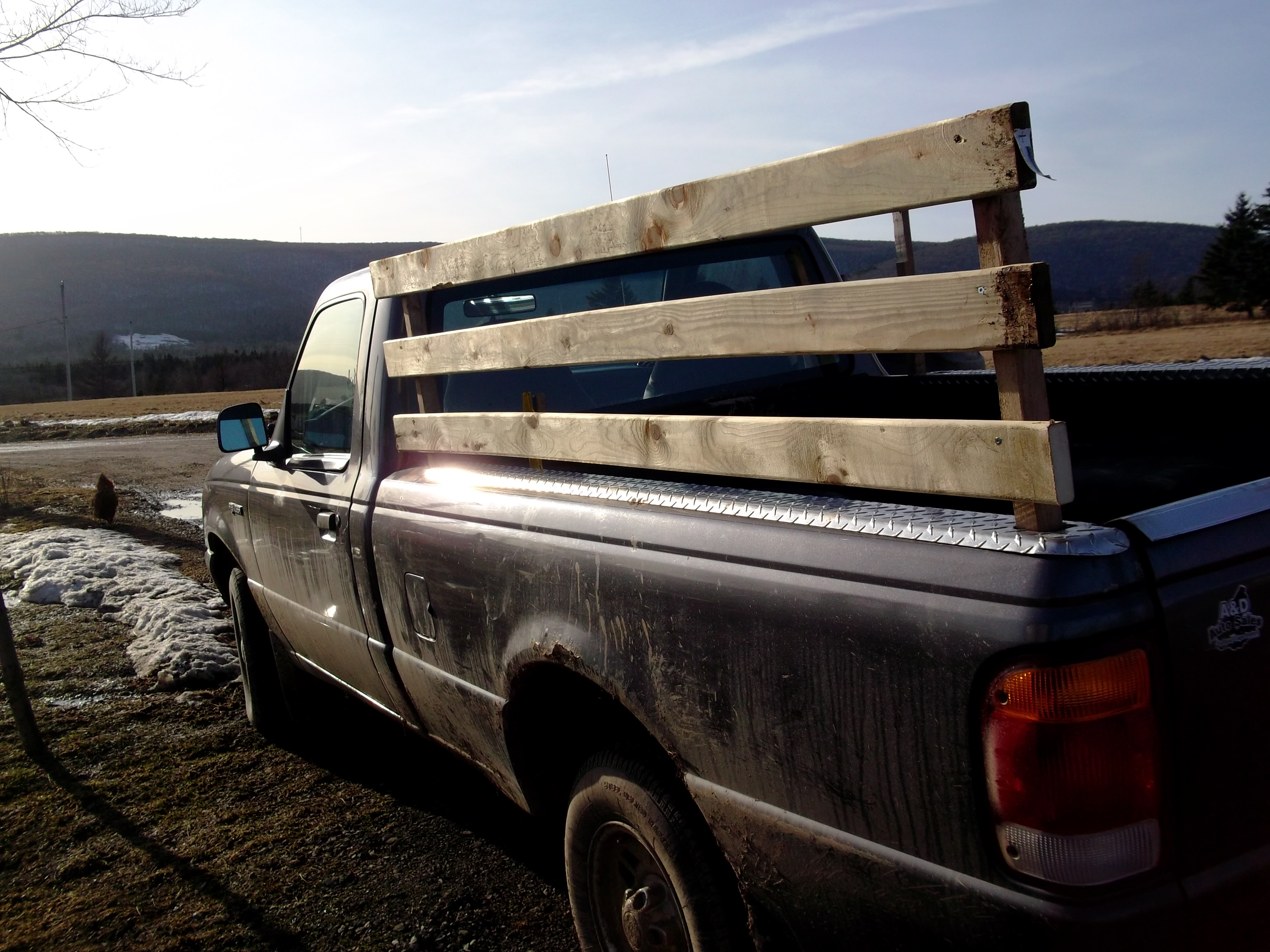 Building a rack and sides for a pickup Clucking Marvellous